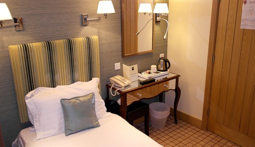 Classic Single Room