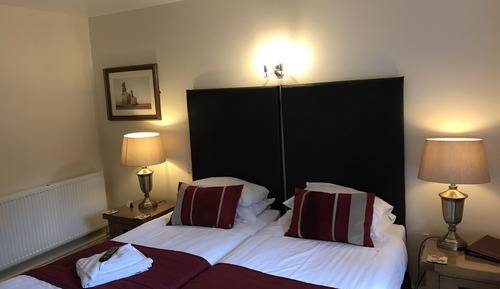 Twin Room, Ensuite