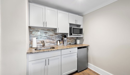 2 Double Bed Studio (City View)