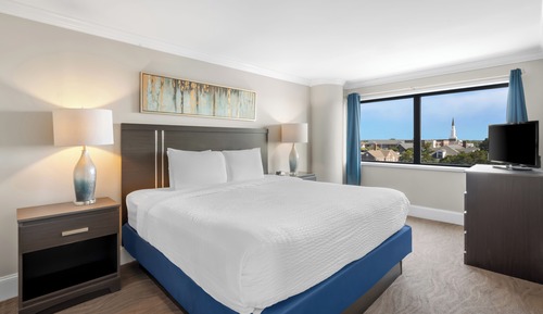 1 Bedroom 2 Queen Bed Suite (City View)