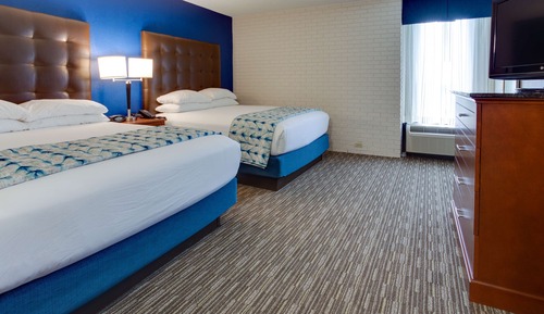 Suite, 2 Queen Beds (Sofa Sleeper, 2 Rooms)