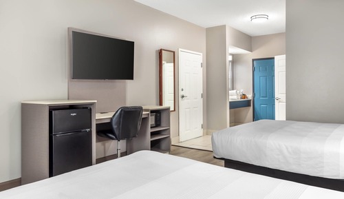 Room, 2 Queen Beds, Accessible, Non Smoking