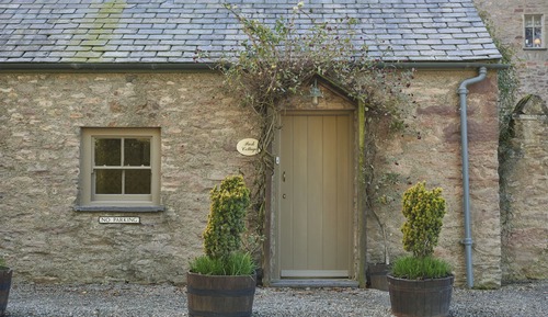 Superior Cottage