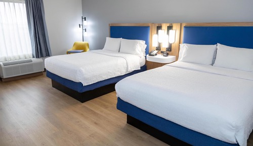 Two queen beds non smoking