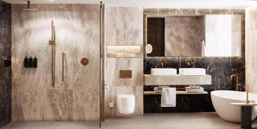 King Suite with Terrace - Lounge Access