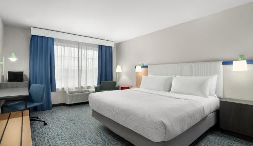 King Room - Mobility Access/Hearing Accessible