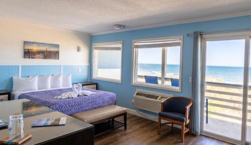 King Bed Room With Whirl Pool Tub Ocean Front- Third Floor