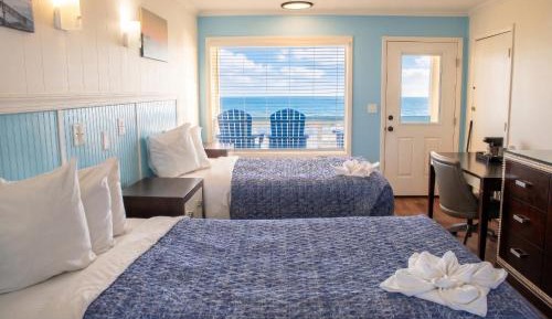 Two Double Bed With Kitchen Ocean Front- Third Floor