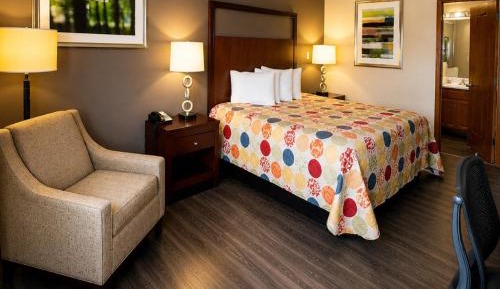 Suite with Spa Bath