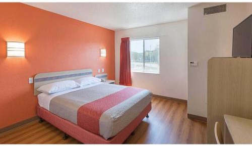 Double Room with Spa Bath