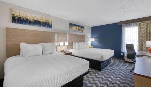 Queen Room with Two Queen Beds - Non-Smoking