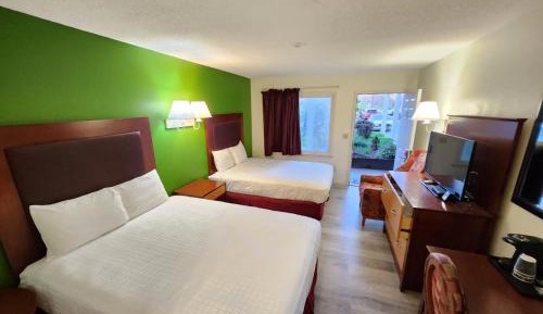 Double Room - Non-Smoking 