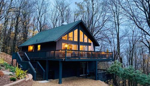 Three-Bedroom Vacation Home 