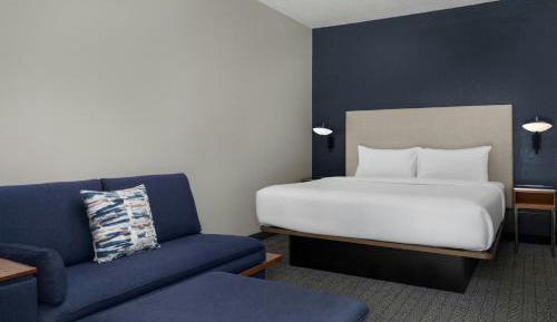 King Room with Sofa Bed