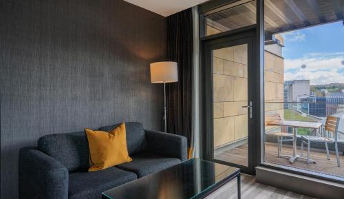 Junior King Suite - Lounge Access