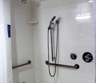 Queen Room with Two Queen Beds - Hearing Access/Non-Smoking
