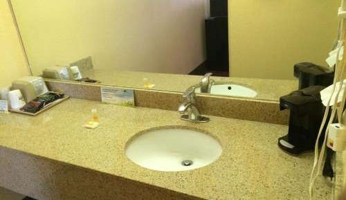 King Room - Non-Smoking