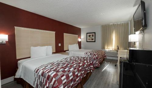 Deluxe Room with Two Queen Beds Smoke Free