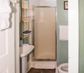 Queen Suite