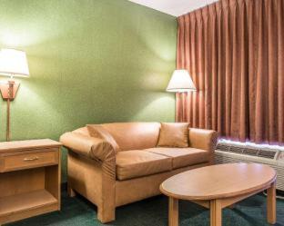 Quadruple Room - Non Smoking