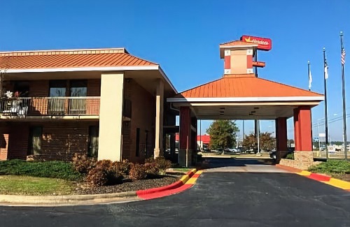 Gold Rock Hotel | Baymont by Wyndham Rocky Mount I-95