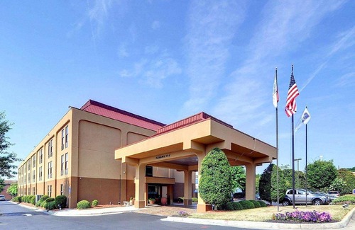 Eden Hotel | Hampton Inn Eden