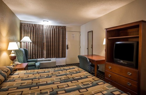 South Salisbury Hotel | Econo Lodge Salisbury