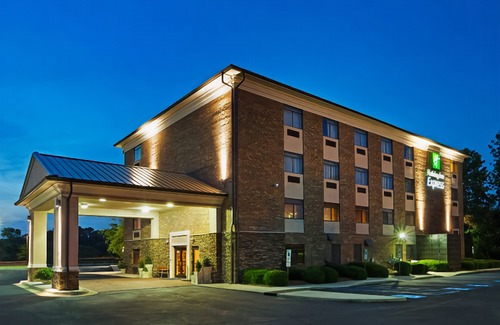 Pineville Hotel | Best Western Plus Pineville-Charlotte South