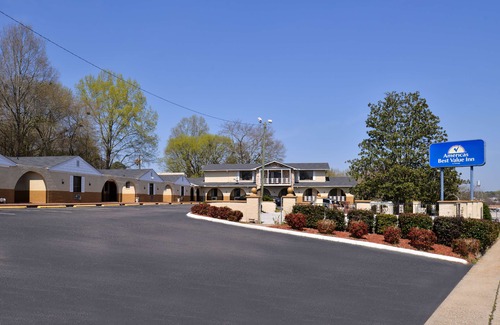 Rockingham Hotel | Loyalty Inn Rockingham