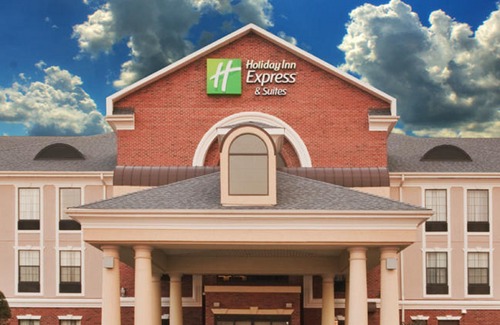 Morehead City Hotel | Holiday Inn Express & Suites - Morehead City, an IHG Hotel