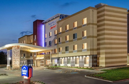 Flat Rock Hotel | Fairfield Inn & Suites by Marriott Hendersonville Flat Rock