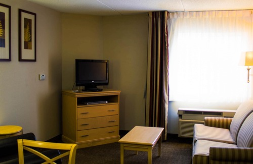 Wilson Hotel | Candlewood Suites Wilson, an Ihg Hotel