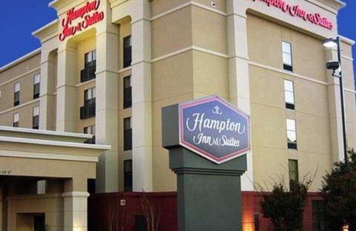 Burlington Hotel | Hampton Inn & Suites Burlington