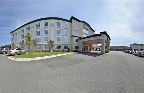 Southport Hotel | Wingate by Wyndham Southport