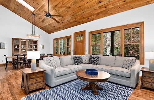 Hendersonville House | 4-Bedroom Flat Rock Retreat with Stream on 2 Acres