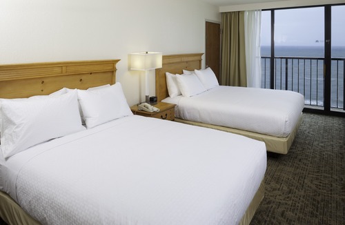 Atlantic Beach Hotel | DoubleTree by Hilton Atlantic Beach Oceanfront