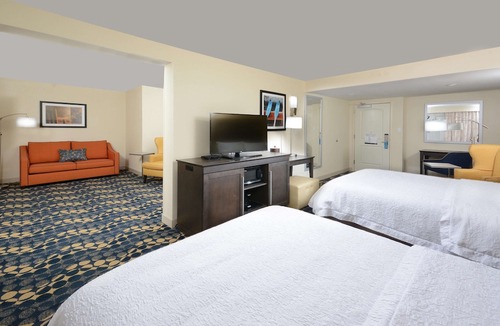 Roxboro Hotel | Hampton Inn Roxboro