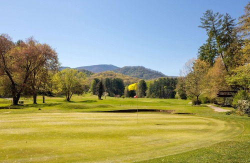Waynesville Hotel | Waynesville Inn & Golf Club, Trademark Collection by Wyndham