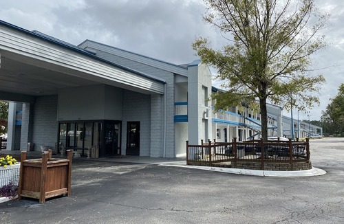 Wilmington Hotel | Baymont by Wyndham Wilmington