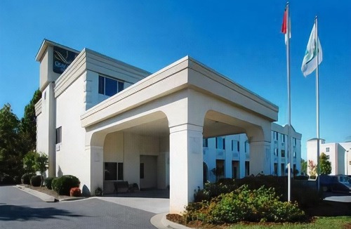 Huntersville Hotel | Quality Inn Huntersville Near Lake Norman