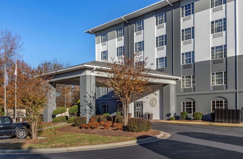 Pineville Hotel | Comfort Suites Pineville - Ballantyne Area