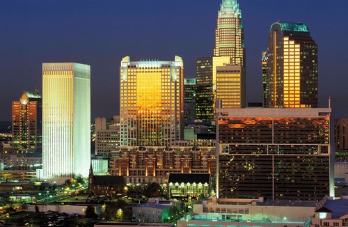 Barclay Downs Hotel | DoubleTree Suites by Hilton Hotel Charlotte - Southpark