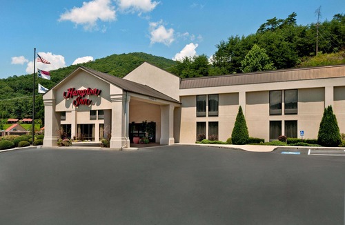 Cherokee Hotel | Hampton Inn Cherokee