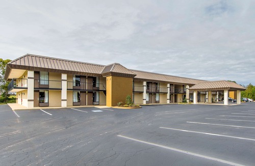 Forest City Hotel | Quality Inn