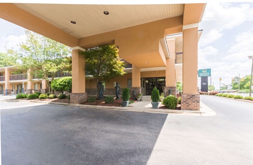 Rockingham Hotel | Quality Inn & Suites Rockingham