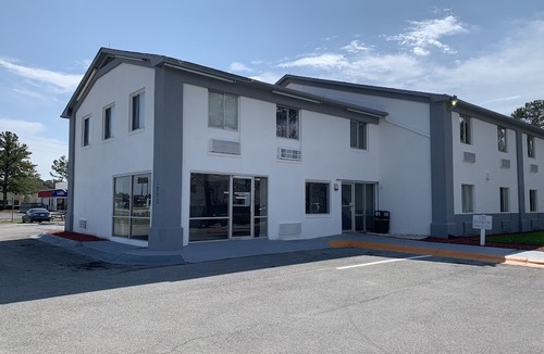 Havelock Hotel | Econo Lodge Cherry Point