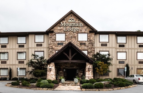 Flat Rock Hotel | The Lodge at Flat Rock