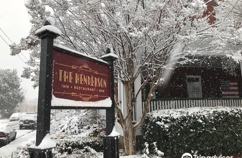 Hendersonville Hotel | The Henderson