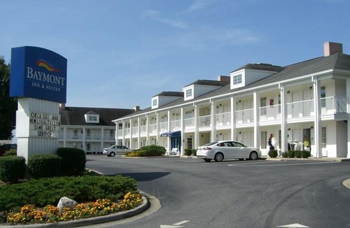 Hickory Hotel | Baymont by Wyndham Hickory