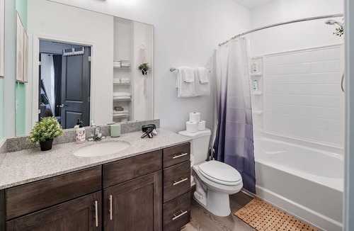 Avery Creek Apartment | South Asheville Getaway Private Balcony Apt 2